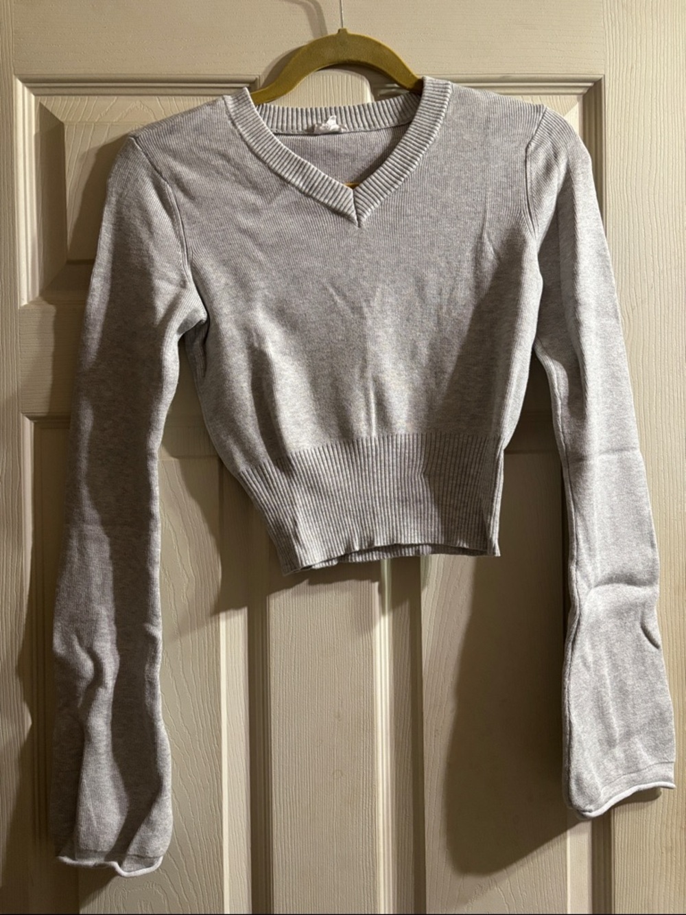 Garage gray v-neck cropped sweater